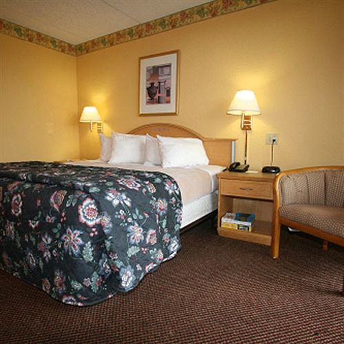 Knights Inn Six Flags Lodge West Szoba fotó